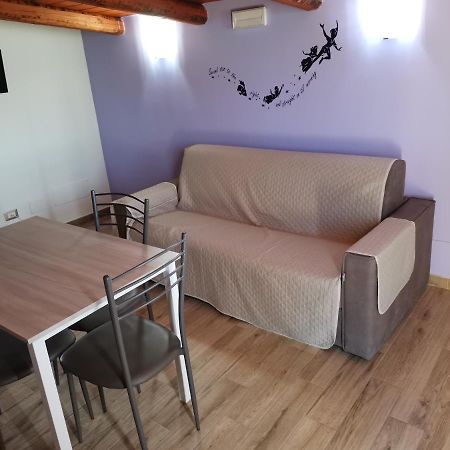 Villa Sole - Finaiti - Appartamento Per Turisti Floridia Ngoại thất bức ảnh