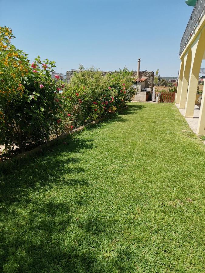 Villa Sole - Finaiti - Appartamento Per Turisti Floridia Ngoại thất bức ảnh