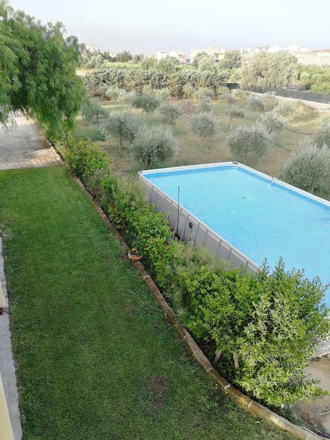 Villa Sole - Finaiti - Appartamento Per Turisti Floridia Ngoại thất bức ảnh