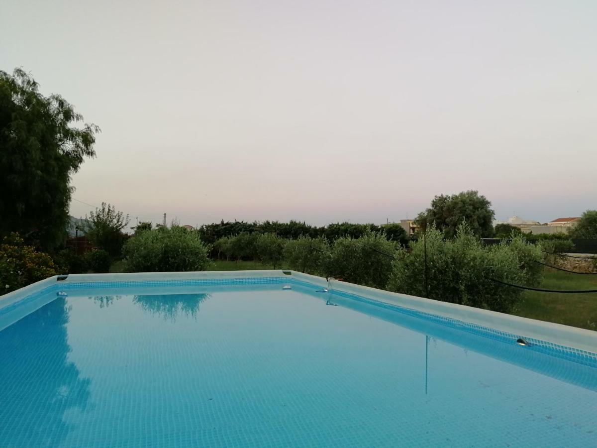 Villa Sole - Finaiti - Appartamento Per Turisti Floridia Ngoại thất bức ảnh